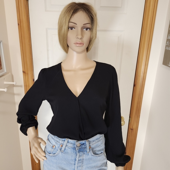 Lovers + Friends Women's Vision Long Sleeve Faux Wrap Bodysuit Black flowy S - Picture 3 of 16